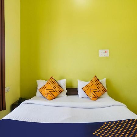 Spot On 72060 Hotel Kaushik Kakarmatha Ngoại thất bức ảnh